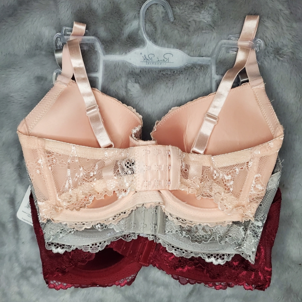 René Rofé lace detail, lightly padded bra trio in 36D - Picture 2 of 5